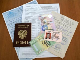 У должников хотят отбирать водительские удостоверения - должники
