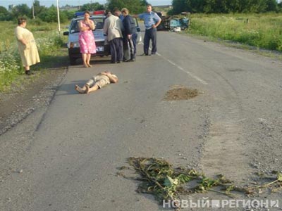 Новый Регион: В Свердловской области опрокинулся трактор. Погиб подросток (ФОТО)