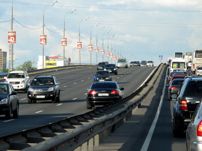 Новый Регион: Машину главы Ространснадзора засняли на ''встречке'' (ФОТО)