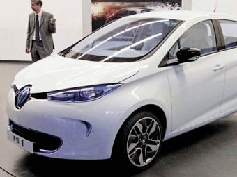 Renault выведет на рынок электрический компактный хэтчбек - Renault