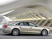 Audi представляет Audi A8 с функцией широкополосного доступа в Интернет - Audi