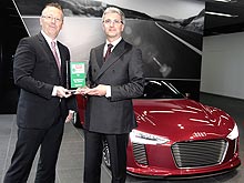 Предстедатель Совета директоров AUDI AG стал обладателем премии «Человек года» e-Car Award - AUDI