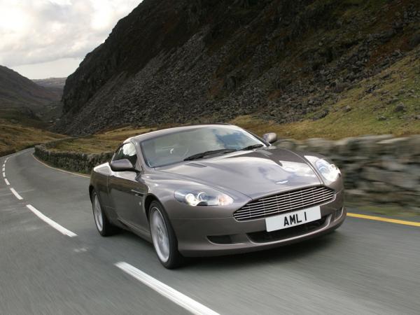Daimler AG собирается приобрести контрольный пакет акций Aston Martin - Aston Martin