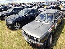 На ежегодной встрече клуба BMW собрались 30 000 поклонников марки - BMW
