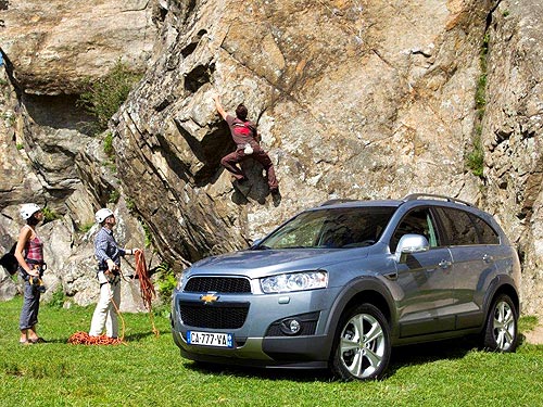 Покупатели Chevrolet Captiva экономят до 12 430 грн. - Chevrolet