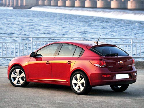 В Украине стартовали продажи Chevrolet Cruze в кузове хетчбэк. Подробности о новинке - Chevrolet