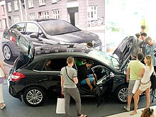 Первый в Украине концептуальный дилерский центр Citroen «АИС Ситроен Центр» отпраздновал День рождения - Citroen
