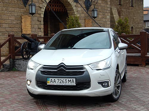 Citroen в Украине намерен занять 20% в премиальном сегменте С - Citroen