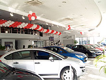 АИС-Citroen-Центру 2 года: Специальные цены и подарки всем клиентам - Citroen