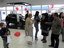 В Луганске открылся обновленный дилерский автоцентр Citroen - Citroen