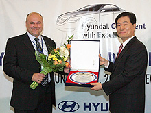 «Хюндай Моторс Украина» признана лучшим дистрибьютором Hyundai 2007 года - Hyundai