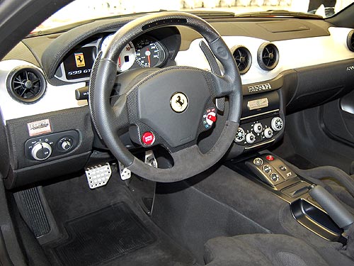 В Киеве продается раритетный Ferrari