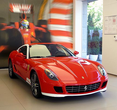 В Киеве продается раритетный Ferrari