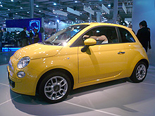 В Украине презентовали европейский автомобиль года Fiat 500 - Fiat