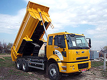 Тест-драйв самосвалов Ford Cargo 3530D с двумя типами кузовов - Ford