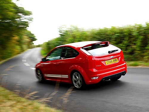 Тест-драйв: Mazda 3 MPS vs Ford Focus ST
