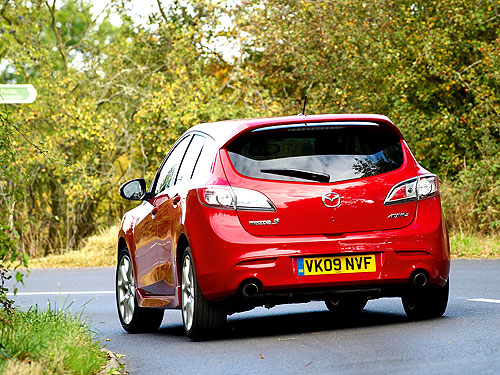 Тест-драйв: Mazda 3 MPS vs Ford Focus ST