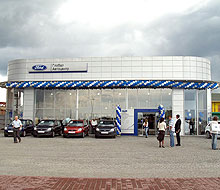 В Закарпатье открылся концептуальный автосалон Ford - Ford