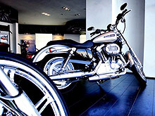 В Украине открылся первый официальный мотосалон Harley-Davidson® - Harley-Davidson