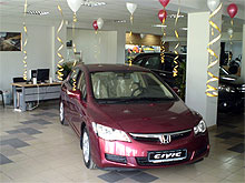 Honda открыла два новых автосалона в Украине - Honda