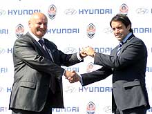 Hyundai и ФК «Шахтер» отметили год партнерства продлением контракта и новым автобусом - Hyundai
