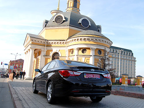 До конца февраля Hyundai Sonata стала значительно доступнее - Hyundai