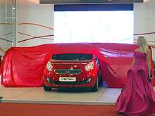 На SIA 2010 стенд KIA стал одним из самых крупных - KIA