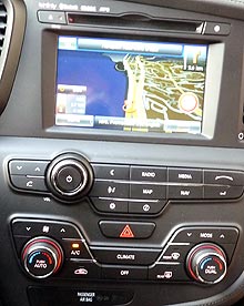 Тест-драйв KIA Optima: наперегонки с Ferrari