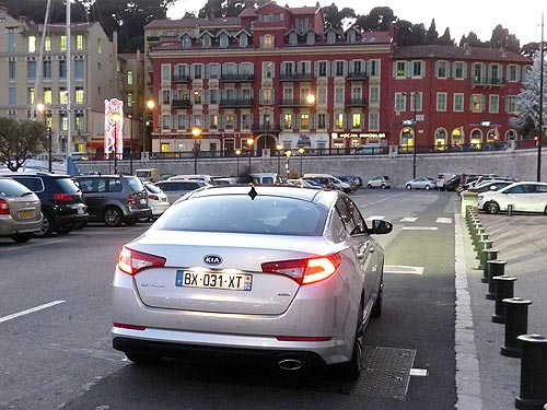 Тест-драйв KIA Optima: наперегонки с Ferrari