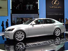На автосалоне во Франкфурте Lexus представил весь модельный ряд полногибридных автомобилей - Lexus