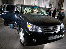 Lexus GX 460 стал доступен в новых цветах и по новой цене в долларах США - Lexus