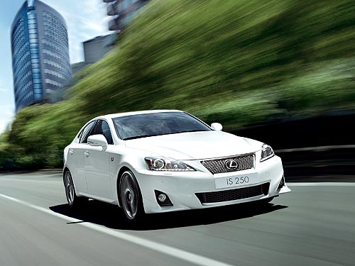 Lexus IS 250 стал лидером рейтинга «Фавориты Успеха 2011» - Lexus