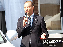 В Украине официально презентовали гибридный Lexus RX 450H - Lexus