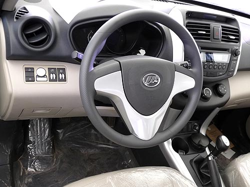 Lifan представил в Украине первый бюджетный кроссовер - Lifan