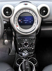 Новый MINI Countryman появится в Украине осенью  - MINI