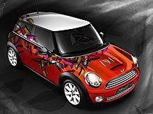 MINI в десятый раз поддерживает Life Ball - MINI