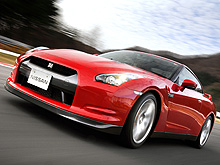 Nissan GT-R — лучший спортивный автомобиль 2009 года - Nissan