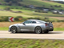 Суперкар Nissan GT-R будет официально продаваться в Украине - Nissan