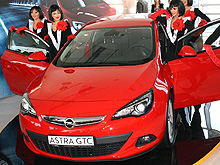 В Украине презентовали Opel Zafira Tourer, Astra GTC и Chevrolet Aveo - Opel