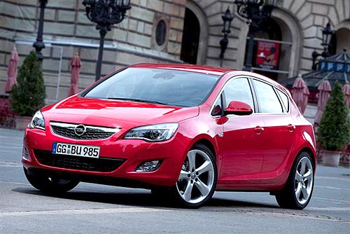 Новый Opel Astra стал обладателем Гран-при «За рулем»-2011 - Opel