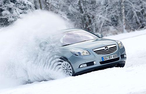 В Украину начались поставки доступных модификаций Opel Insignia