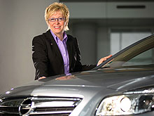 Система AFL+, применяемая в Opel Insignia, получила награду - Opel