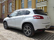 Тест-драйв Peugeot 4008: раздвоение личности