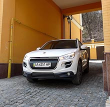 Тест-драйв Peugeot 4008: раздвоение личности
