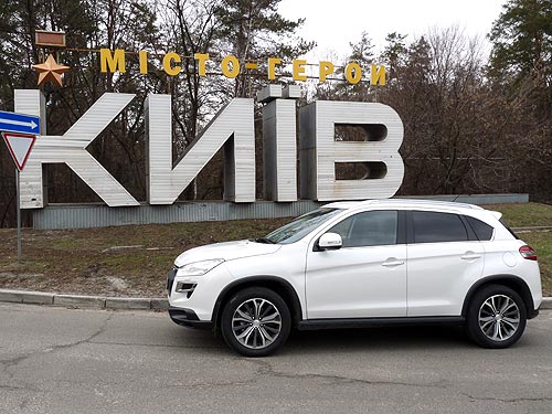Тест-драйв Peugeot 4008: раздвоение личности