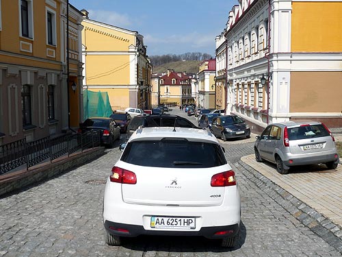 Тест-драйв Peugeot 4008: раздвоение личности