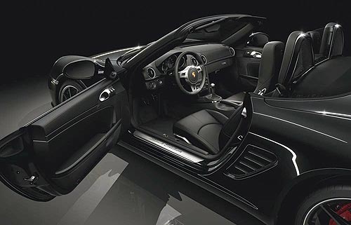 В Украине стала доступна лимитированная версия Porsche Boxster S Black Edition - Porsche