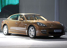 Porsche обновляет моторы V8 для Panamera - Porsche