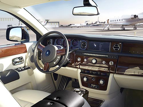 Rolls-Royce Phantom обновился - Rolls-Royce