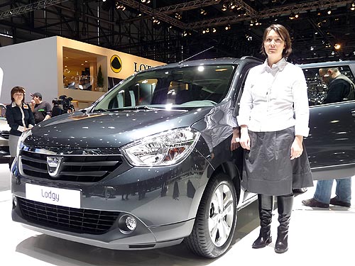 Чем Renault Lodgy лучше, чем Logan MPV? - Renault